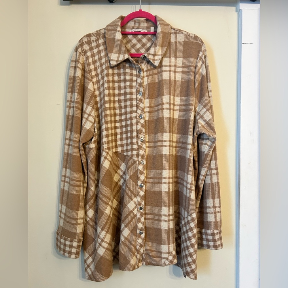 Soft Surroundings Tan and Cream Flannel Plaid Shirt !